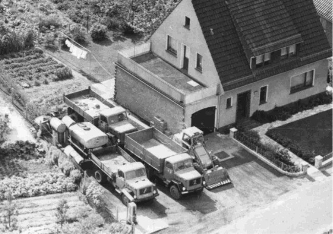 Mercur und Saturn-Kipper mit Michigan-Radlader. Foto: Archiv Thomas Masur, Schwanewede